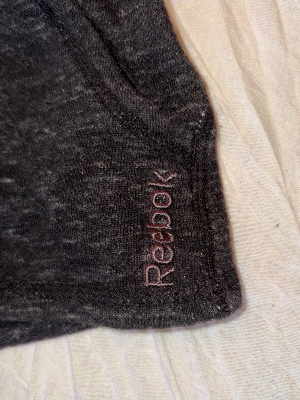 Vintage Reebok active microshorts - Picture 3 of 4